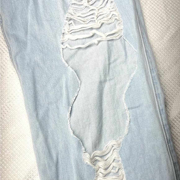 Hollister Ultra High Rise Dad Jeans Sz 9R - Picture 3 of 8